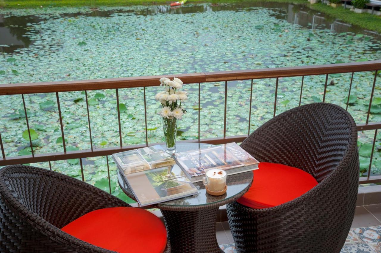 Hotel Baan Rim Ao Chanthaburi Esterno foto