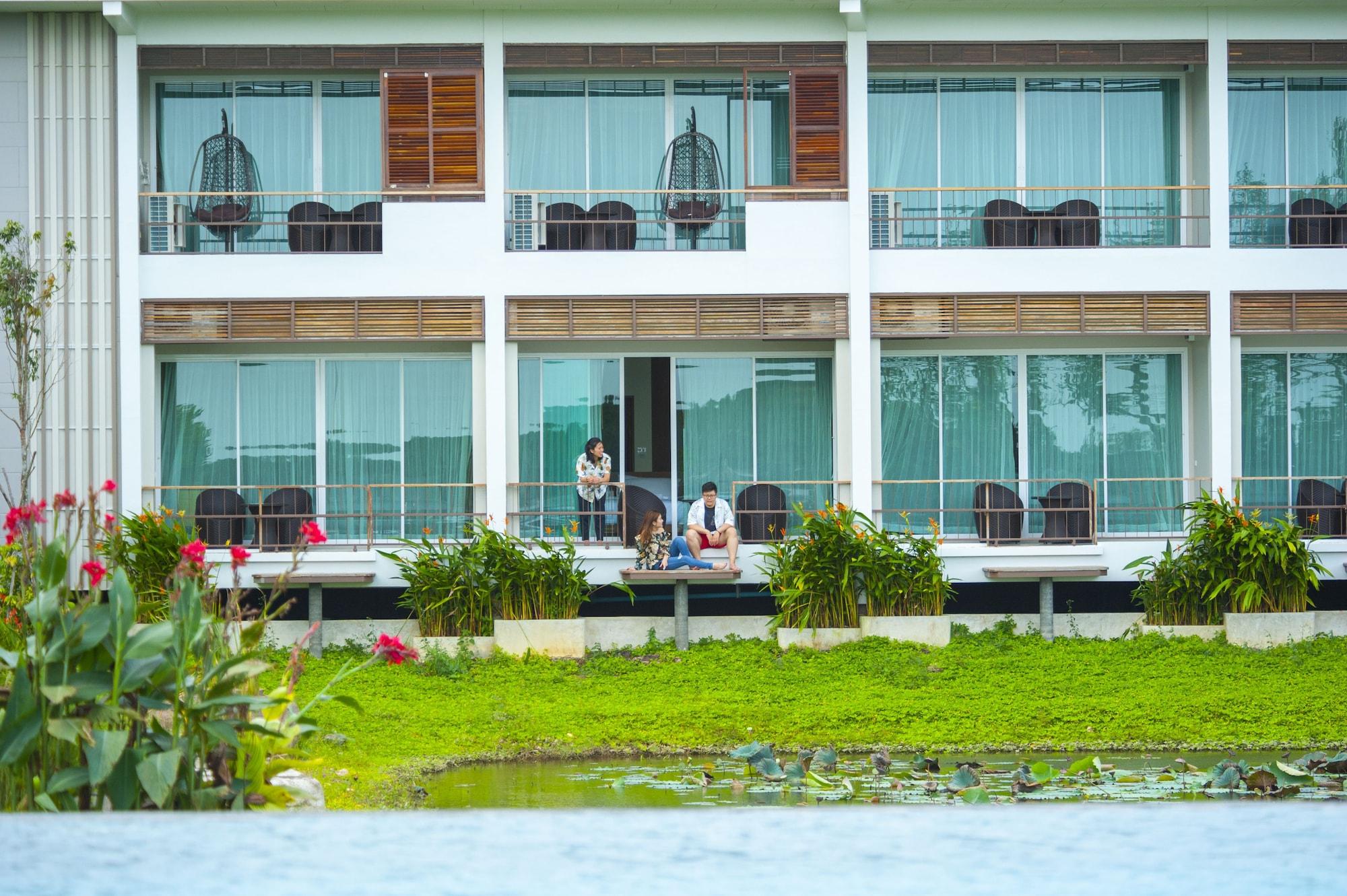 Hotel Baan Rim Ao Chanthaburi Esterno foto
