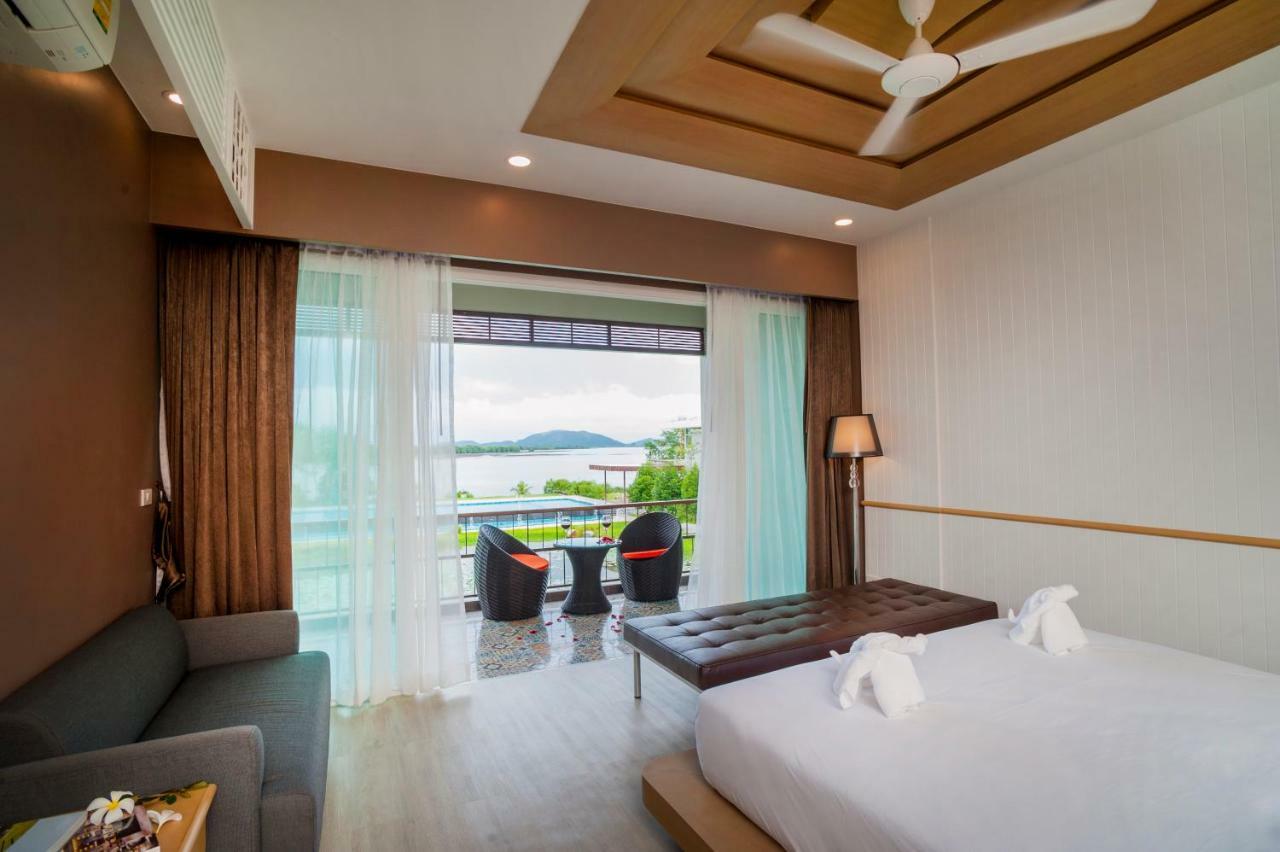 Hotel Baan Rim Ao Chanthaburi Esterno foto